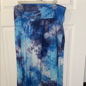 Ladies maxi skirt